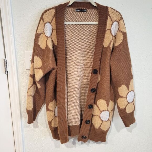 Daisy Flower Cardigan Size Large - Picture 1 of 4